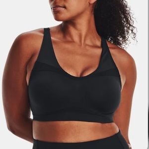 NEW under Armour UA SmartForm Evolution Mid